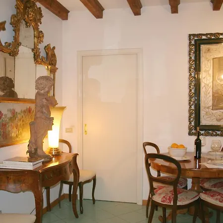Apartment Brera Art Studio *